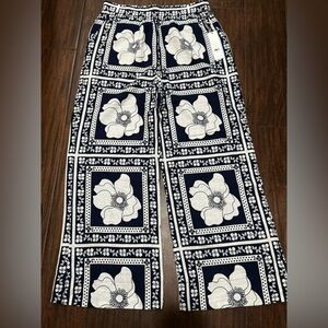 Draper James Navy and Cream Floral Pants
